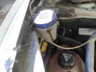 Second-hand car spare part Windscreen Washer Bottle for CITROEN C4 PICASSO/SPACETOURER YH01 OEM IAM references 9819973880  