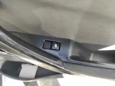 Second-hand car spare part Right Front Power Window Switch for CITROEN C4 PICASSO/SPACETOURER YH01 OEM IAM references   