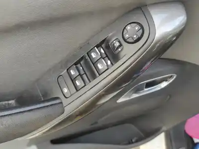 Second-hand car spare part Left Front Power Window Switch for CITROEN C4 PICASSO/SPACETOURER YH01 OEM IAM references 98319761ZD  