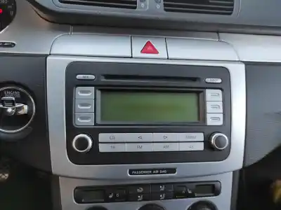 Автозапчастина б/у АУДІО СИСТЕМА / РАДІО CD для VOLKSWAGEN PASSAT VARIANT (3C5) BVY Посилання на OEM IAM   