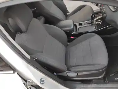 Автозапчастина б/у  для KIA SORENTO (UM)  Посилання на OEM IAM   