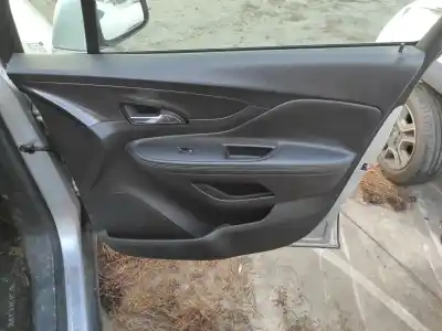 Pièce détachée automobile d'occasion garniture de porte avant droite pour opel mokka a14net/b14net références oem iam 