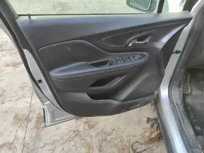 Pièce détachée automobile d'occasion garniture de porte avant gauche pour opel mokka a14net/b14net références oem iam 