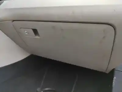 Автозапчасти б/у бардачок за volkswagen passat cc b6 (357) 2.0 tdi ссылки oem iam 