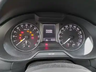 Second-hand car spare part dashboard for skoda octavia iii combi (5e5, 5e6) 2.0 tdi oem iam references 5e0920751b