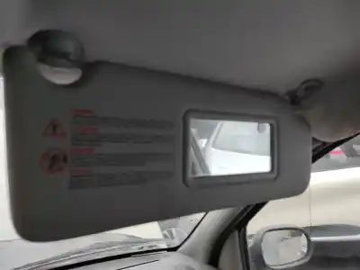 Second-hand car spare part right sunshade for renault clio ii fase i (b/cb0) d7f720 oem iam references 