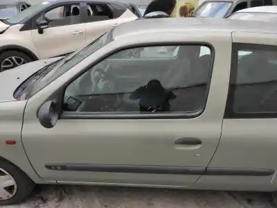 Second-hand car spare part left front door for renault clio ii fase i (b/cb0) d7f720 oem iam references 