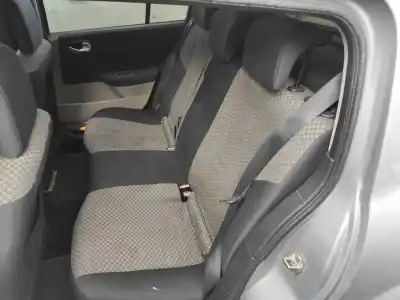 Second-hand car spare part REAR SEATS for RENAULT MEGANE II SEDÁN (LM0/1_) 1.5 DCI (LM02, LM13, LM2A) OEM IAM references   