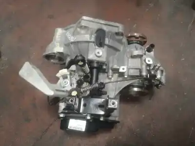 Автозапчастина б/у КОРОБКА ПЕРЕДАЧ для VOLKSWAGEN POLO IV (9N1) AXR Посилання на OEM IAM GGU  
