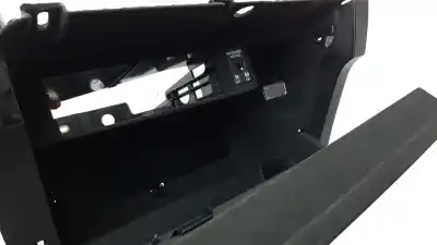 Автозапчасти б/у бардачок за audi q3 (f3b) 2.0 16v tdi ссылки oem iam 83b857035b  