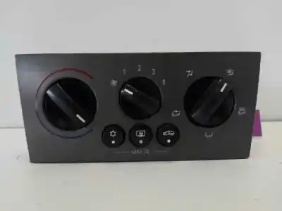 Peça sobressalente para automóvel em segunda mão comando de sofagem (chauffage / ar condicionado)  por opel meriva (2006->) 1.7 cosmo [1.7 ltr. - 74 kw 16v cdti] referências oem iam 13215936