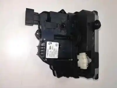 Second-hand car spare part left front door lock for opel corsa e expression oem iam references 13431841  