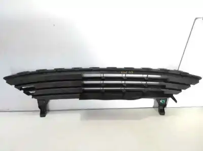 Second-hand car spare part central bumper grille for suzuki celerio 1.0 12v cat oem iam references 7172184m0  
