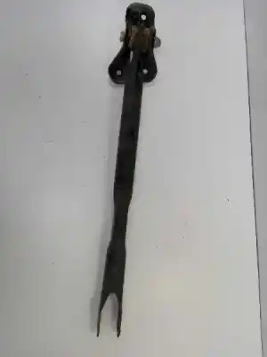 Peça sobressalente para automóvel em segunda mão braço de suspensão inferior traseiro esquerdo por land rover freelander (lr2) 2.2 td4 cat 150 cv / 110 kw referências oem iam 