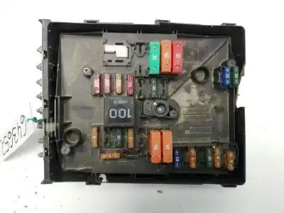 Автозапчасти б/у блок реле/предохранителей за volkswagen caddy ka/kb (2k) furg. ссылки oem iam 1t1937503a