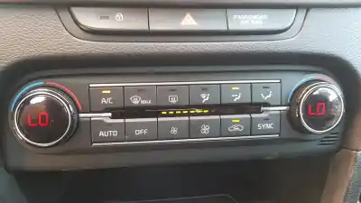 Second-hand car spare part climate control for kia xceed 1.0 tgdi cat oem iam references 97250j7202  