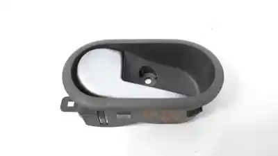Tweedehands auto-onderdeel binnenhandgreep links voor voor ford fiesta (cbk) 1.4 tdci cat oem iam-referenties p56821f