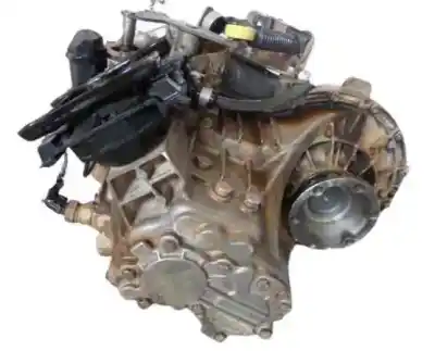 Second-hand car spare part gearbox for mercedes-benz vito (w638) caja cerrada 108 cdi  (638.094) oem iam references 6382601000  023774