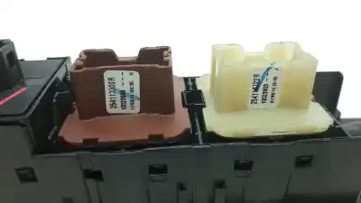 Автозапчасти б/у выключатель левого переднего окна за renault captur i (j5_, h5_) 1.5 dci 90 ссылки oem iam 254118722r  iaf240017hq