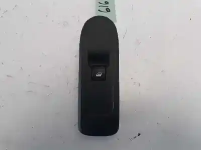 Peça sobressalente para automóvel em segunda mão botão / interruptor elevador vidro dianteiro direito por citroen c3 collection referências oem iam 