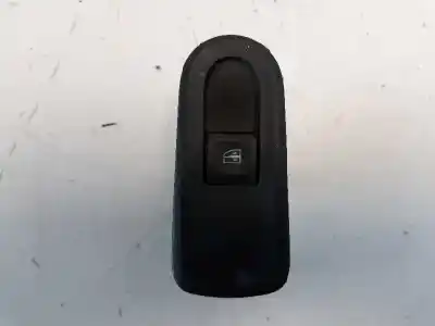 Pezzo di ricambio per auto di seconda mano comandi alzacristalli posteriore sinistro per dacia duster 1.5 dci diesel fap cat riferimenti oem iam 