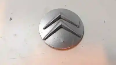 Pièce détachée automobile d'occasion CAPUCHONS DE MOYEUX pour CITROEN C3  Références OEM IAM 542113  