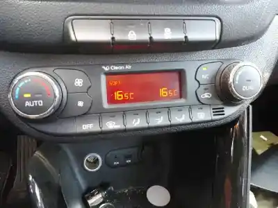 Second-hand car spare part climate control for kia cee´d drive oem iam references 97250a2202lhd  