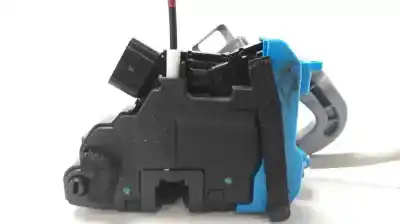 Second-hand car spare part rear right door lock for kia cee´d drive oem iam references 81420a2100