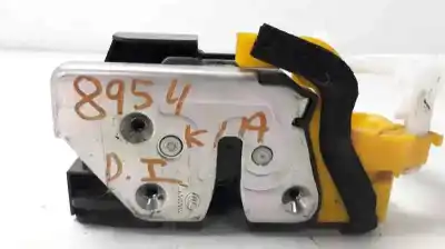 Second-hand car spare part left front door lock for kia cee´d drive oem iam references 81310a2100  