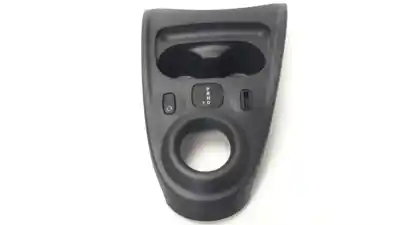 Автозапчастина б/у попільничка для smart forfour 0.9 turbo cat посилання на oem iam a45368020058