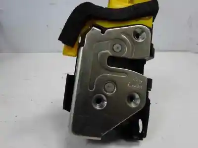 Second-hand car spare part left front door lock for kia ceed drive oem iam references 81310a2100  