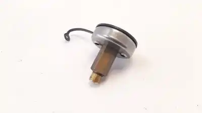 Pièce détachée automobile d'occasion bouchon de carburant extérieur pour dacia sandero 0.9 tce références oem iam 172408835r  