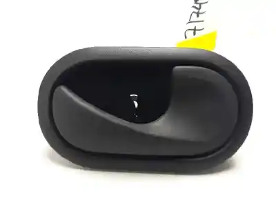 Second-hand car spare part interior right rear handle for renault clio iii collection oem iam references 