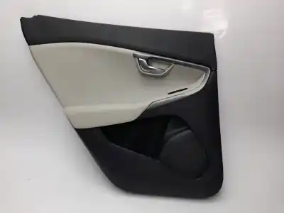 Peça sobressalente para automóvel em segunda mão forra / revestimento da porta traseira esquerda por volvo v40 kinetic referências oem iam 31407496