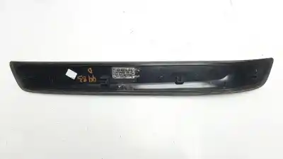 Peça sobressalente para automóvel em segunda mão moldagem por bmw x1 (e84) sdrive 18d referências oem iam 7318566  