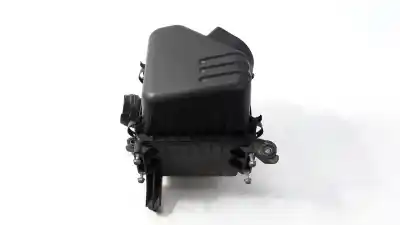 Second-hand car spare part air filter for kia cee´d 1.6 crdi cat oem iam references 281002h200