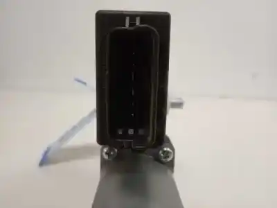 Pezzo di ricambio per auto di seconda mano motore alzacristalli anteriore destro per kia cee´d drive riferimenti oem iam 82460a2010  