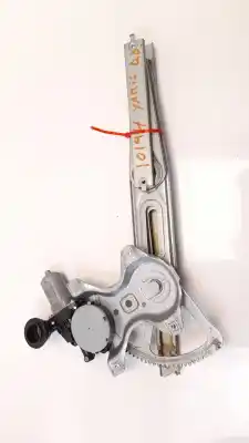 Peça sobressalente para automóvel em segunda mão elevador de vidros dianteiro direito por toyota yaris active referências oem iam 857100d100