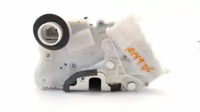 Peça sobressalente para automóvel em segunda mão fechadura da porta dianteira esquerda por toyota yaris active referências oem iam 690400d140