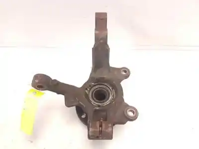 Second-hand car spare part front left knuckle for renault clio iii dynamique oem iam references 8200345944  