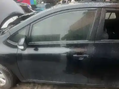 Second-hand car spare part left front door lock for toyota auris (_e15_) 1.4 d-4d (nde150_) oem iam references 