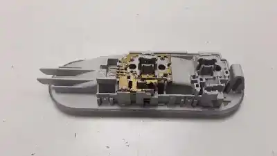 Second-hand car spare part interior light for dacia duster laureate 4x2 oem iam references 8200074362  
