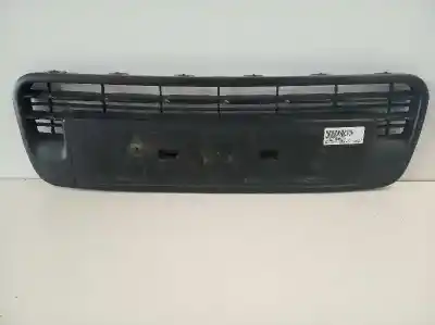 Автозапчастина б/у передня решіта для citroen c3 picasso sx посилання на oem iam 9681800777