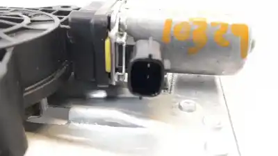 Автозапчастина б/у регулятор переднього правого скла для dacia sandero stepway посилання на oem iam 807209299r  