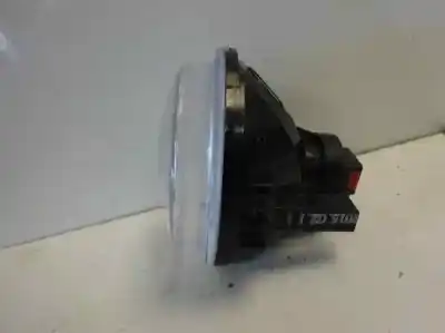 Second-hand car spare part right fog light for ssangyong rodius 2.0 td cat oem iam references 8320221500  