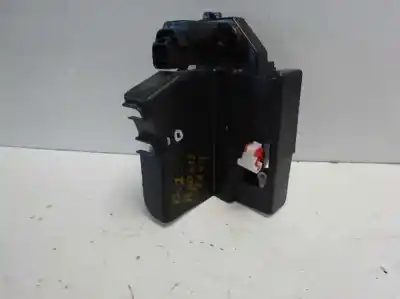 Second-hand car spare part left front door lock for ssangyong rodius 2.0 td cat oem iam references   