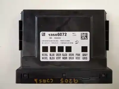 Peça sobressalente para automóvel em segunda mão caixa de fusíveis e relés por opel corsa e color edition ecoflex referências oem iam 13506072