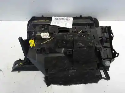 Автозапчасти б/у бардачок за audi a1 (8x) ambition ссылки oem iam    Автозапчасти б/у бардачок за audi a1 (8x) ambition ссылки oem iam