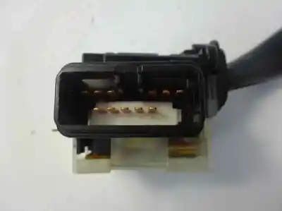 Pezzo di ricambio per auto di seconda mano comando pulito per mazda premacy (cp) td active riferimenti oem iam   