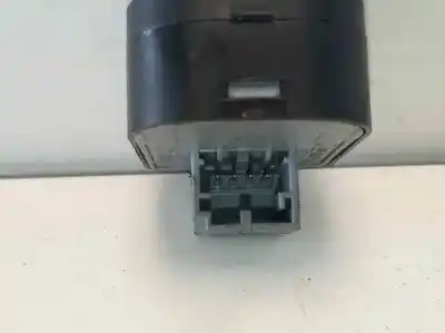 Peça sobressalente para automóvel em segunda mão comutador de espelhos retrovisores por audi a1 (8x) attraction referências oem iam 8e0959565   Peça sobressalente para automóvel em segunda mão comutador de espelhos retrovisores por audi a1 (8x) attraction referências oem iam 8e0959565